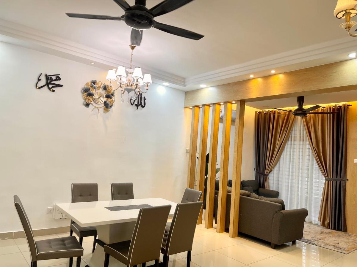 Sofiamuslim Homestay Putrajaya- Near Alamanda Mall & Federal Government Administrative Centre Kompleks Abcdef Zewnętrze zdjęcie